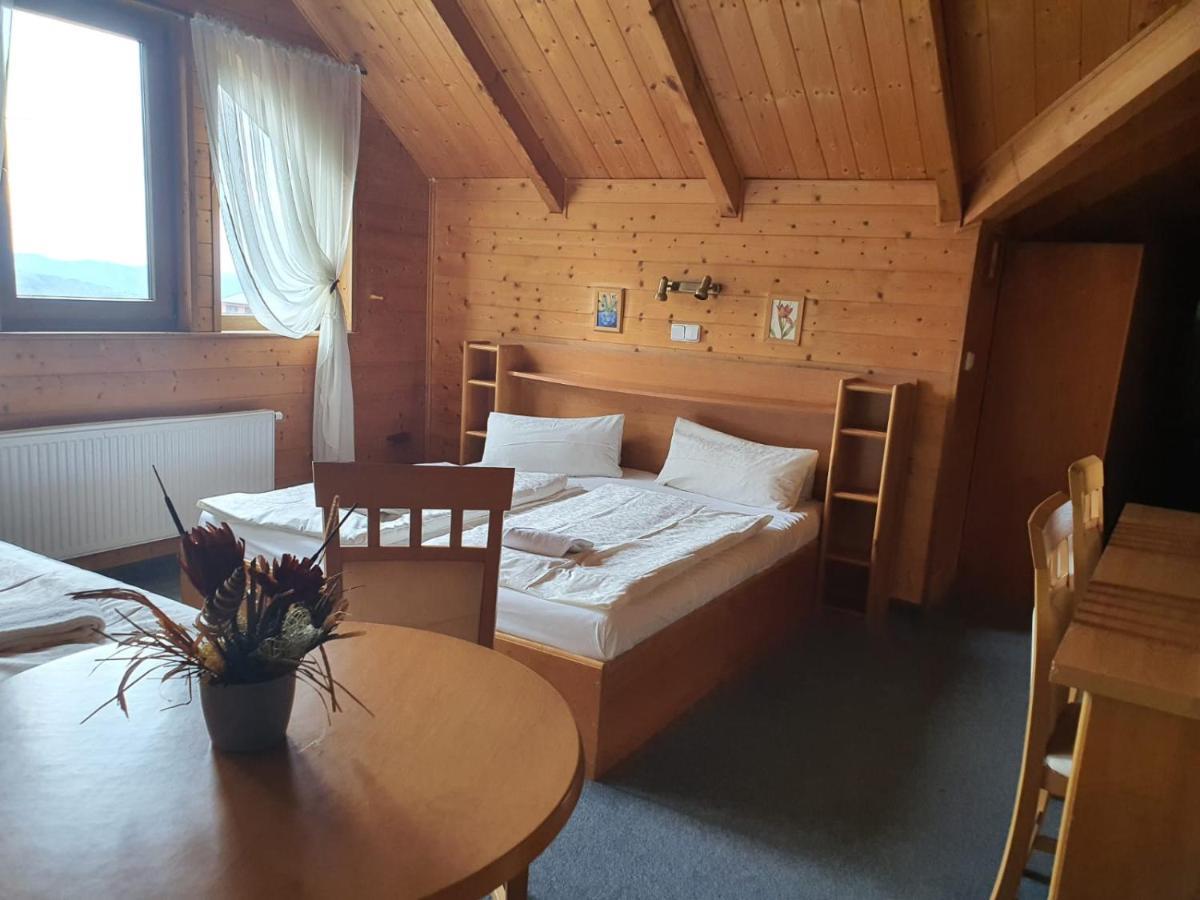 יאסימוב Hotel Pam מראה חיצוני תמונה