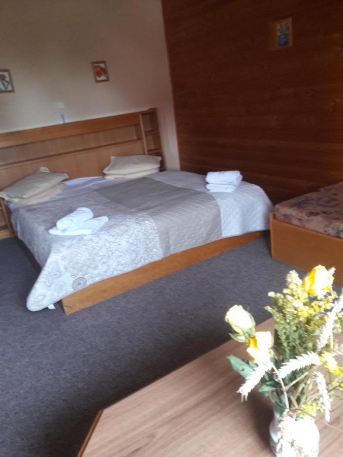יאסימוב Hotel Pam מראה חיצוני תמונה