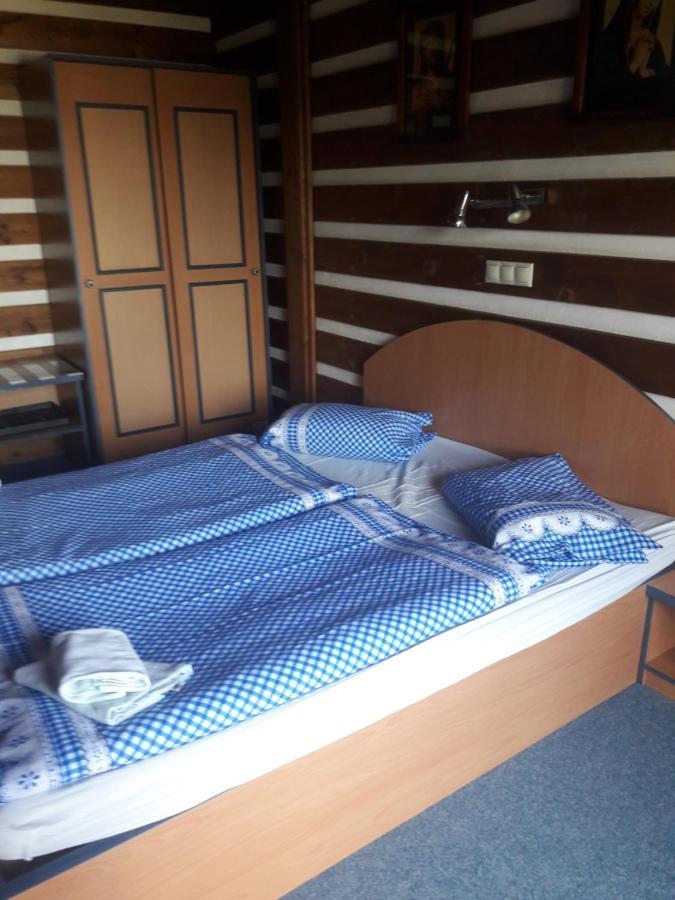 יאסימוב Hotel Pam מראה חיצוני תמונה