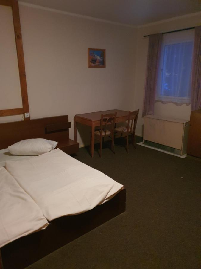 יאסימוב Hotel Pam חדר תמונה